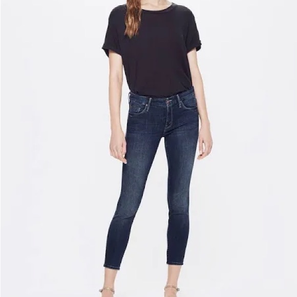 Mother Looker Crop Here Kitty Kitty Blue Jeans Women’s Size 23 Distressed Denim - Picture 1 of 10